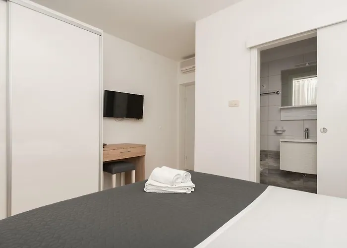 Mona Apartman Makarska