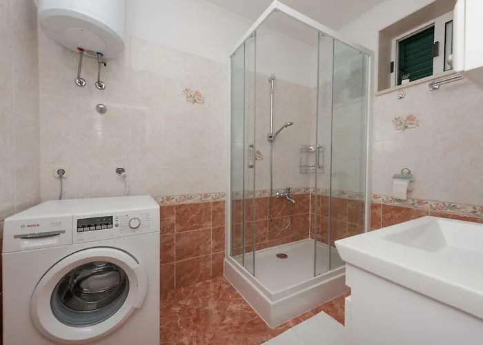 Mona Apartment Makarska