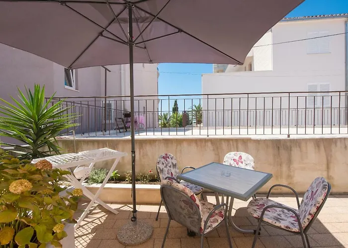 Apartment Mona Makarska